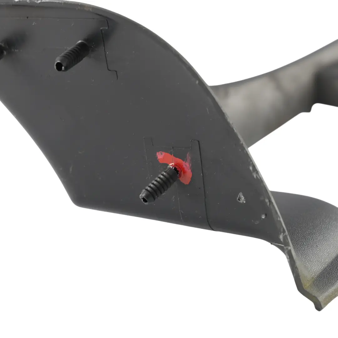 7L Copertura Cerniera Portellone Bagagliaio Destro per Volkswagen Touareg con numero di parte 7L6867438D Volkswagen Touareg 7L Copertura Cerniera Portellone Bagagliaio Destro - SKU 7L6867438D - Numero di parte 7L6867438D