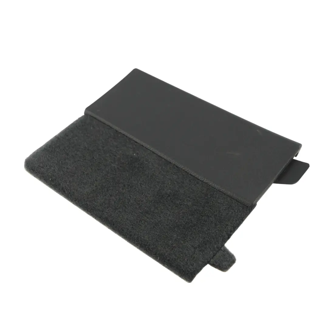 7L Osłona Pokrywy Bagażnika Prawa 7L6867656 do Volkswagen Touareg o numerze 7L6867656A Volkswagen Touareg 7L Osłona Pokrywy Bagażnika Prawa 7L6867656 - SKU 7L6867656A - Numer Części 7L6867656A