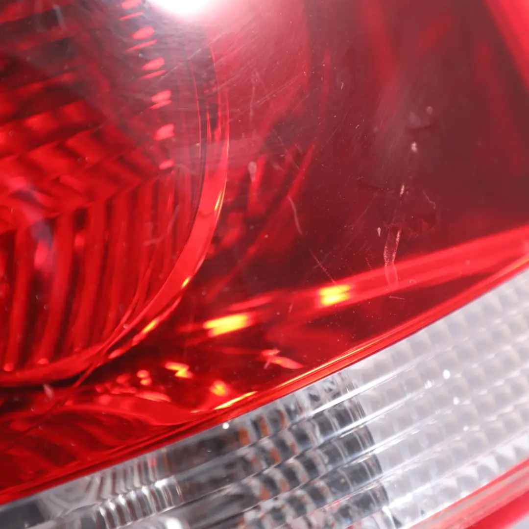 VW Volkswagen Touareg 7L Tail Light Rear Outer Lamp Right O/S - SKU 7L6945096P-1 - Part number 7L6945096P