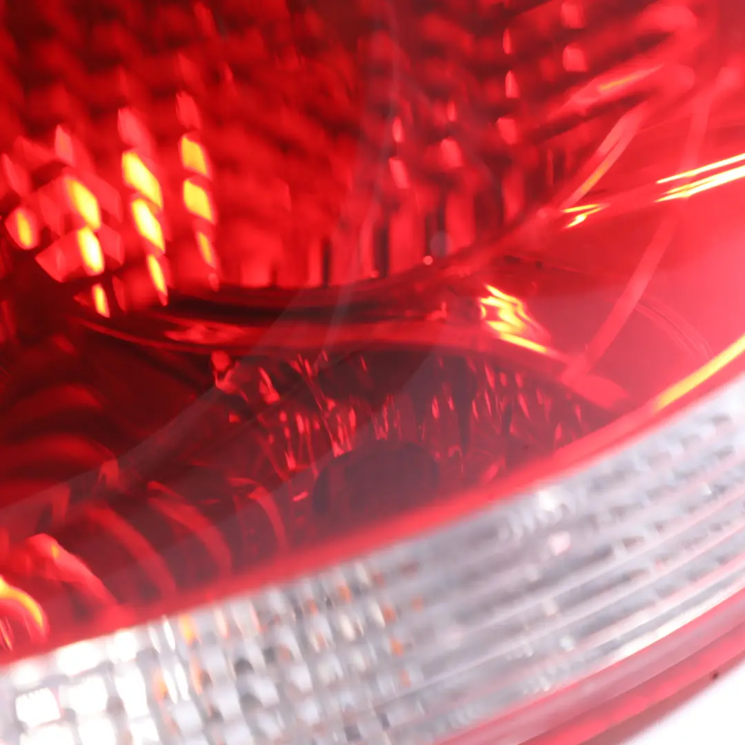 VW Volkswagen Touareg 7L Tail Light Rear Outer Lamp Right O/S - SKU 7L6945096P-1 - Part number 7L6945096P