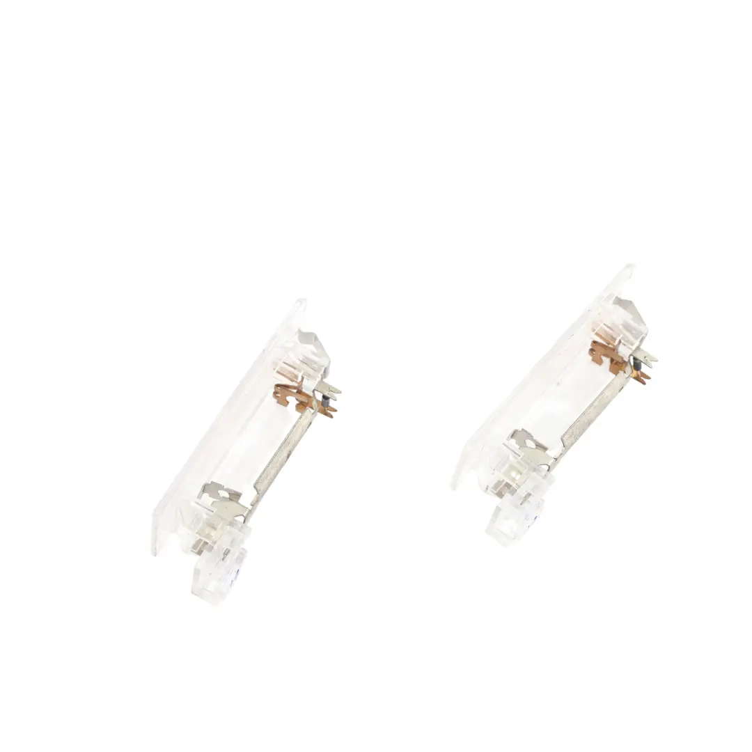 Volkswagen Touareg 7L Lampka Oświetlenie Wnętrza Tył Zestaw - SKU 7L6947101A-1 - Numer Części 7L6947101A