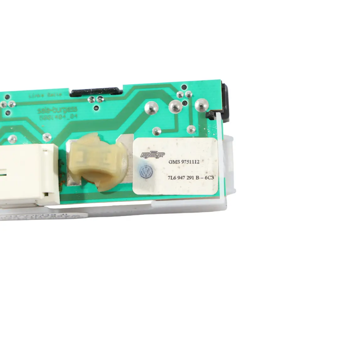 7L Lámpara Luz Cortesía Techo Trasera Izquierda para Volkswagen Touareg con número de pieza 7L6947291B Volkswagen Touareg 7L Lámpara Luz Cortesía Techo Trasera Izquierda - SKU 7L6947291B - Número de pieza 7L6947291B