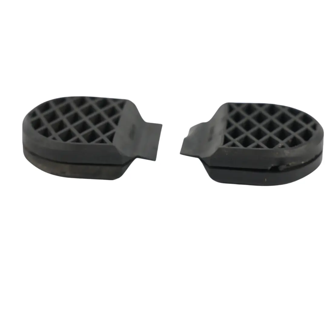 7L Osłony Zaślepki Podszybia do Volkswagen Touareg o numerze 7L6971908 Volkswagen Touareg 7L Osłony Zaślepki Podszybia - SKU 7L6971908 - Numer Części 7L6971908