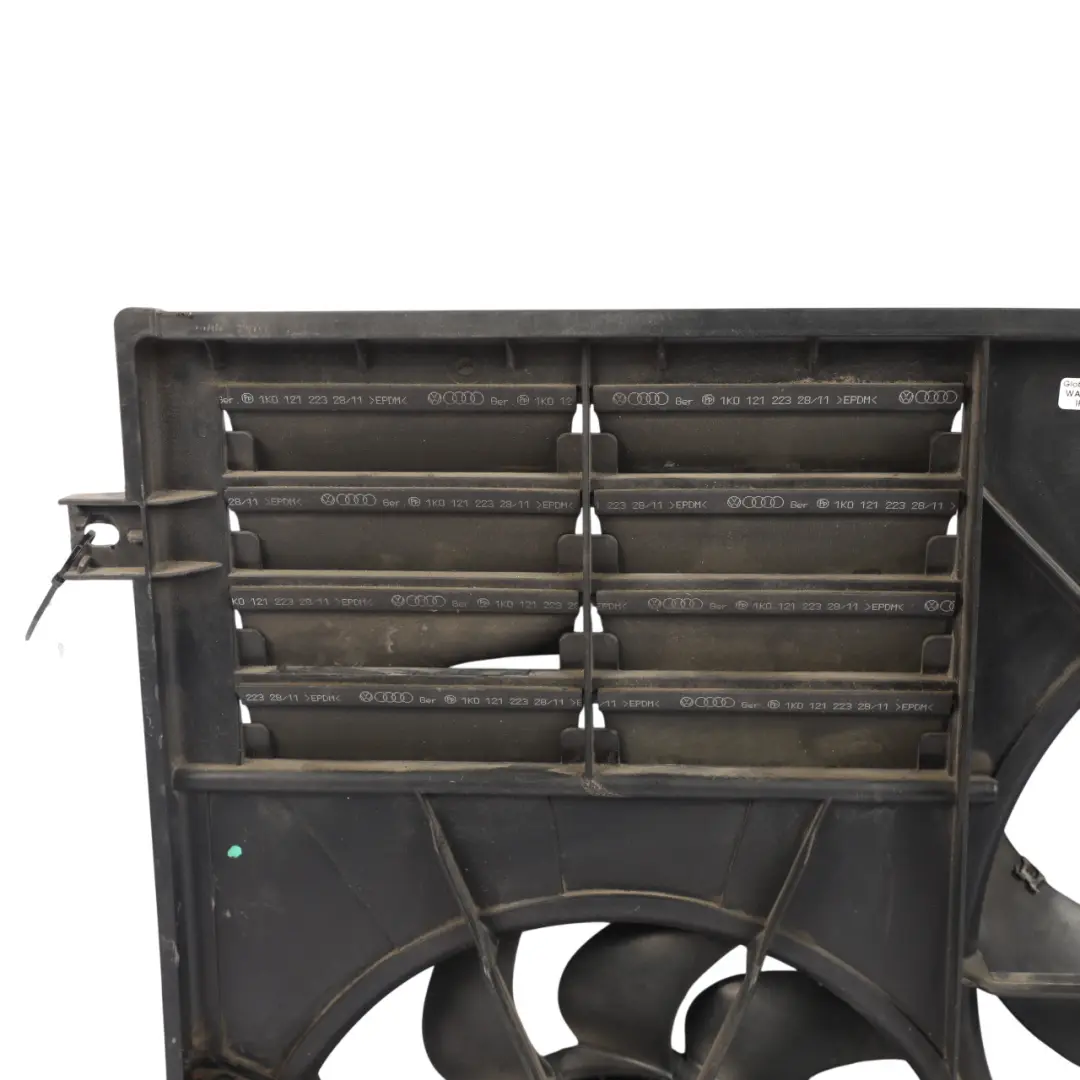 7N Radiator Fan Engine Cooling Double Shroud Petrol Engine to VW Sharan with Part number 7N0121207 VW Sharan 7N Radiator Fan Engine Cooling Double Shroud Petrol Engine - SKU 7N0121207 - Part number 7N0121207