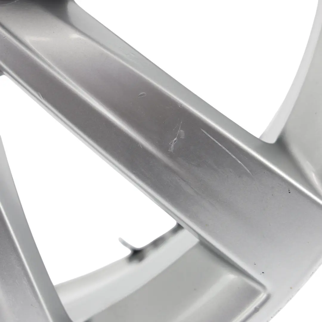 7N Felga Aluminiowa Srebrna 17" 7J ET39 5X112 do Volkswagen Sharan o numerze 7N0601025C Volkswagen Sharan 7N Felga Aluminiowa Srebrna 17" 7J ET39 5X112 - SKU 7N0601025C-1 - Numer Części 7N0601025C