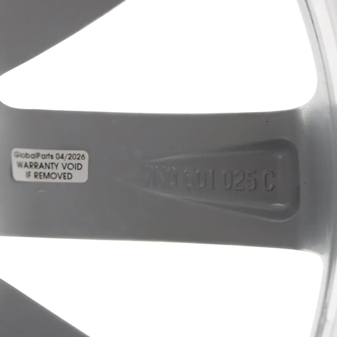 7N Llanta Aleación Plata 17" 7J ET39 5X112 para Volkswagen Sharan con número de pieza 7N0601025C Volkswagen Sharan 7N Llanta Aleación Plata 17" 7J ET39 5X112 - SKU 7N0601025C-2 - Número de pieza 7N0601025C