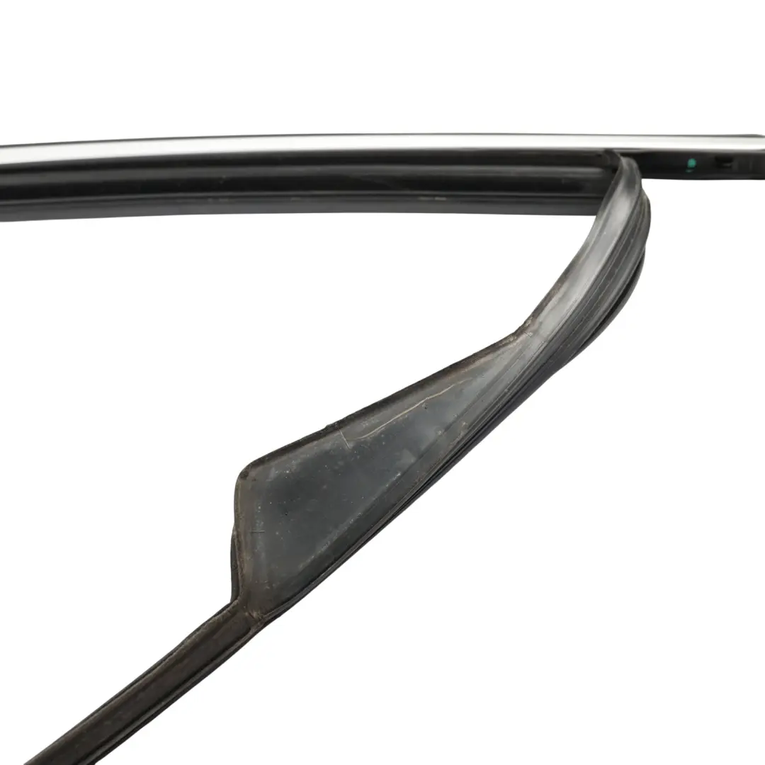 Volkswagen Sharan 7N Front Door Window Guide Seal Gasket Right O/S - SKU 7N0837432K - Part number 7N0837432K