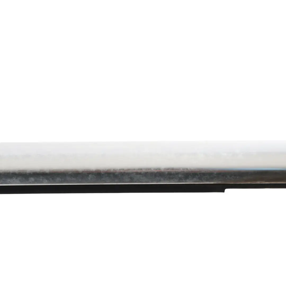 7N Listwa Zgarniająca Przednia Lewa Chrom do Volkswagen Sharan o numerze 7N0837475D Volkswagen Sharan 7N Listwa Zgarniająca Przednia Lewa Chrom - SKU 7N0837475D - Numer Części 7N0837475D