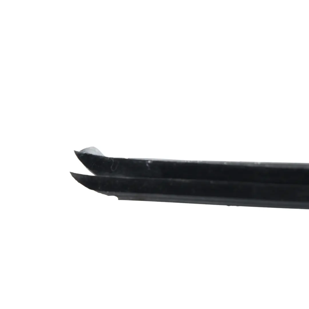 7N Front Door Inner Weatherstrip Seal Right O/S to VW Volkswagen Sharan with Part number 7N0837480B VW Volkswagen Sharan 7N Front Door Inner Weatherstrip Seal Right O/S - SKU 7N0837480B - Part number 7N0837480B