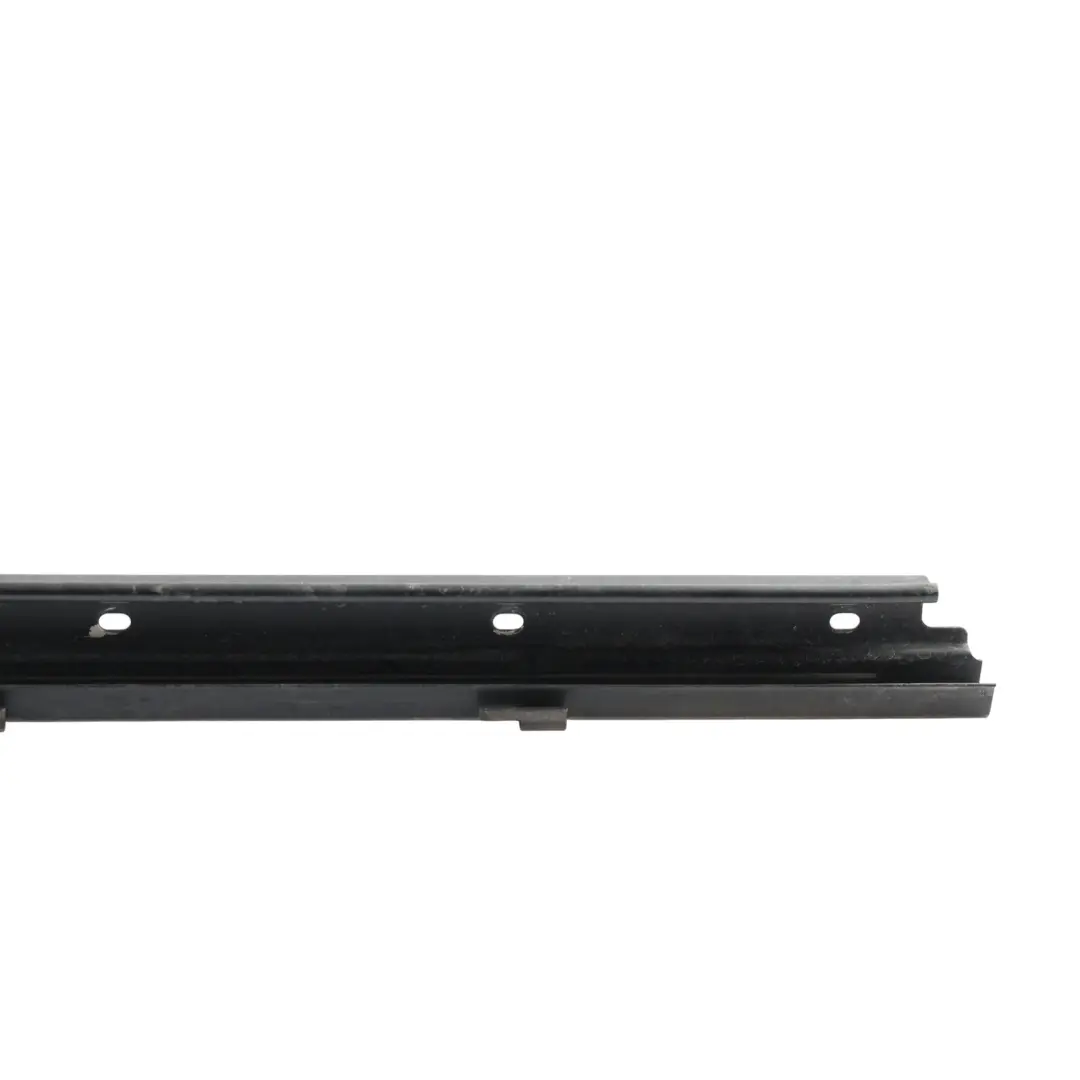 Volkswagen Sharan 7N Sliding Door Guide Rail Limiter Right O/S - SKU 7N0843872G - Part number 7N0843872G