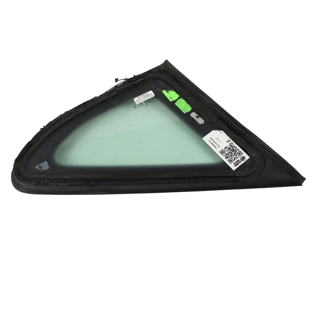 7N Seat Alhambra 71 Cristal Triangular Delantero Izq para VN Sharan con número de pieza 7N0845411C VN Sharan 7N Seat Alhambra 71 Cristal Triangular Delantero Izq - SKU 7N0845411C - Número de pieza 7N0845411C