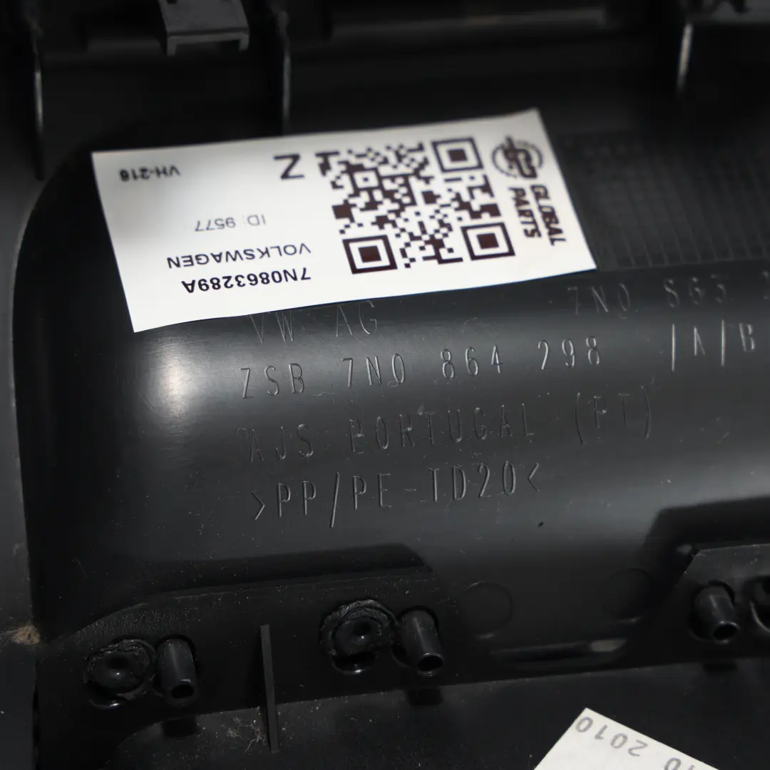 7N Console Centrale Tunnel Arrière Garniture pour Volkswagen Sharan à propos du numéro de pièce 7N0863289A Volkswagen Sharan 7N Console Centrale Tunnel Arrière Garniture - SKU 7N0863289A - Numéro de pièce 7N0863289A