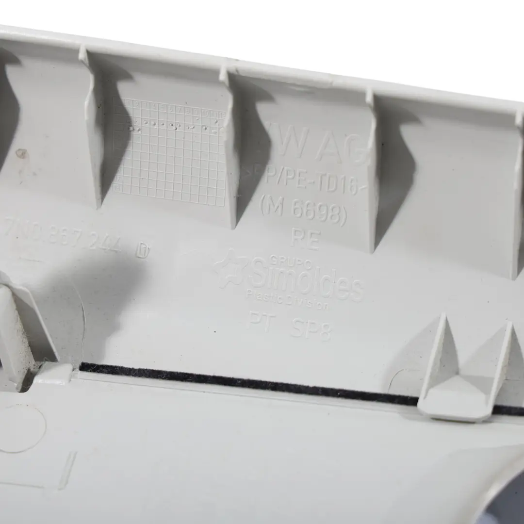7N Rivestimento Montante B Superiore Destro Grigio per Volkswagen Sharan con numero di parte 7N0867244D Volkswagen Sharan 7N Rivestimento Montante B Superiore Destro Grigio - SKU 7N0867244D - Numero di parte 7N0867244D