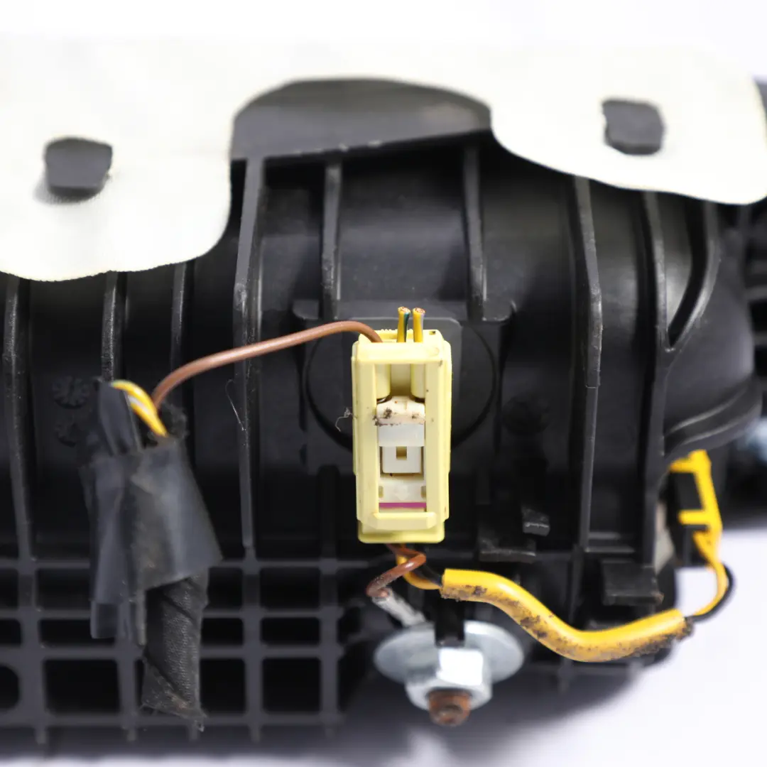 7N Dashboard Dash Passenger Air Module Unit to Volkswagen VW Sharan with Part number 7N0880204 Volkswagen VW Sharan 7N Dashboard Dash Passenger Air Module Unit - SKU 7N0880204 - Part number 7N0880204