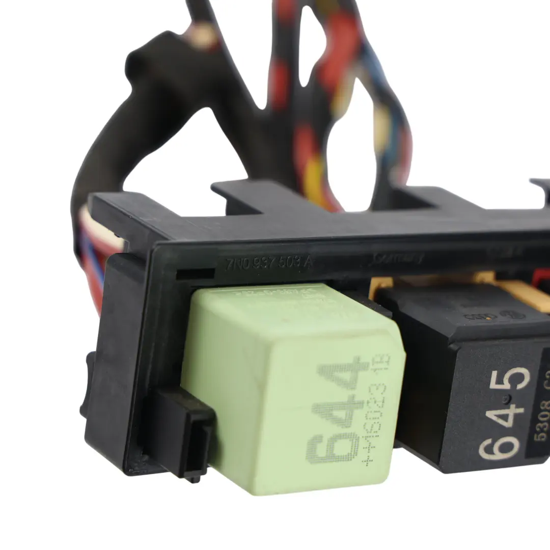 Volkswagen Audi Q3 8U Scirocco Mk3 Relais Halterung Box - SKU 7N0937503A - Teilenummer 7N0937503A