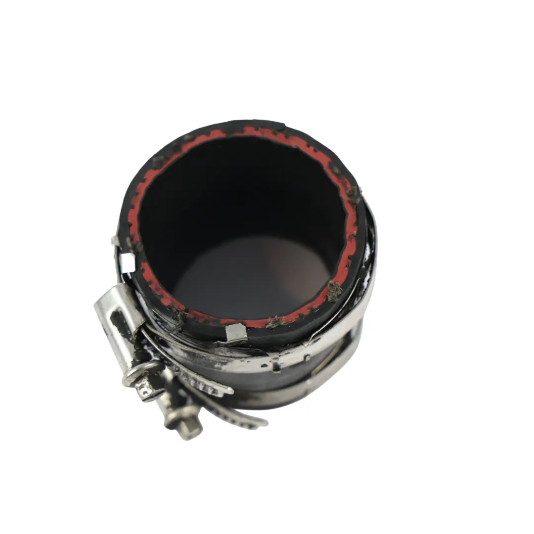 7P Wąż Ciśnieniowy Intercoolera do Audi Q7 4L VW Touareg o numerze 7P0145832A Audi Q7 4L VW Touareg 7P Wąż Ciśnieniowy Intercoolera - SKU 7P0145832A - Numer Części 7P0145832A