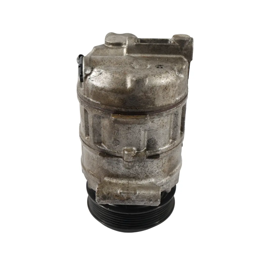 7P Klimakompressor Pumpe 3.0 TDI für Volkswagen Touareg mit Teilenummer 7P0820803N Volkswagen Touareg 7P Klimakompressor Pumpe 3.0 TDI - SKU 7P0820803N - Teilenummer 7P0820803N