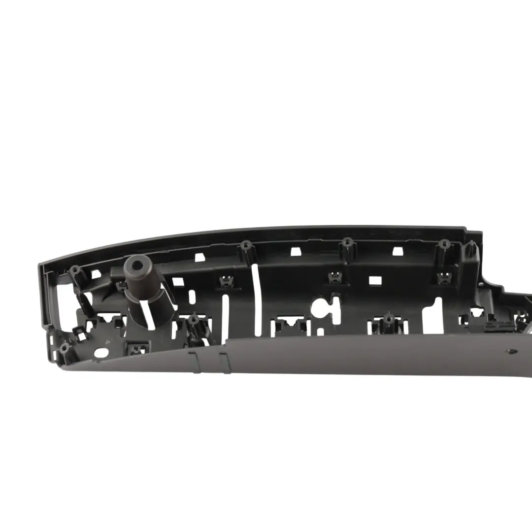 Porsche Cayenne 92A Soporte Reposabrazos Puerta Delantera Derecha - SKU 7P5867178A - Número de pieza 7P5867178A