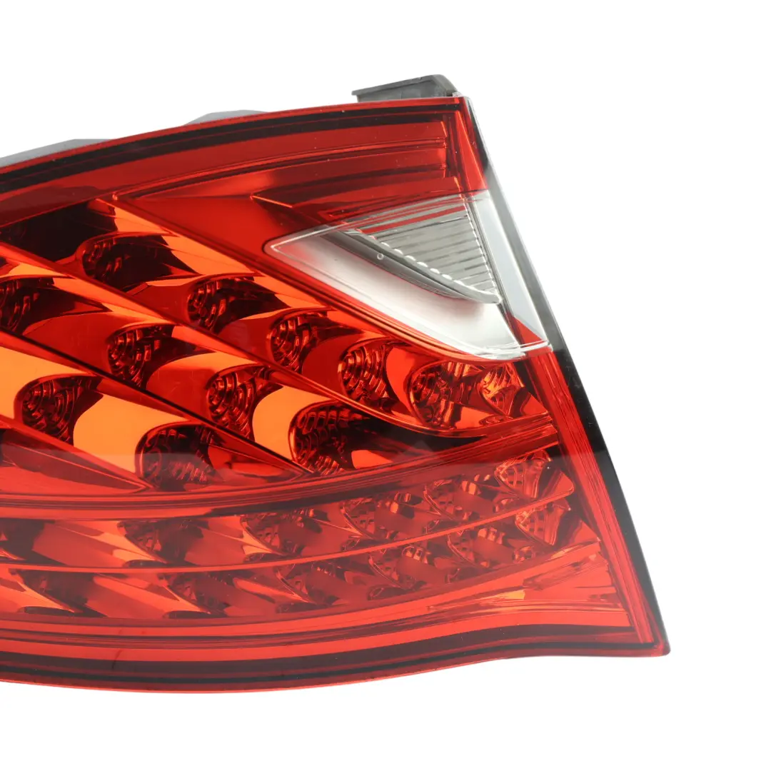 958 Rear Outer Tail Light Lamp Left N/S to Porsche Cayenne 92A with Part number 7P5945095F Porsche Cayenne 92A 958 Rear Outer Tail Light Lamp Left N/S - SKU 7P5945095F - Part number 7P5945095F