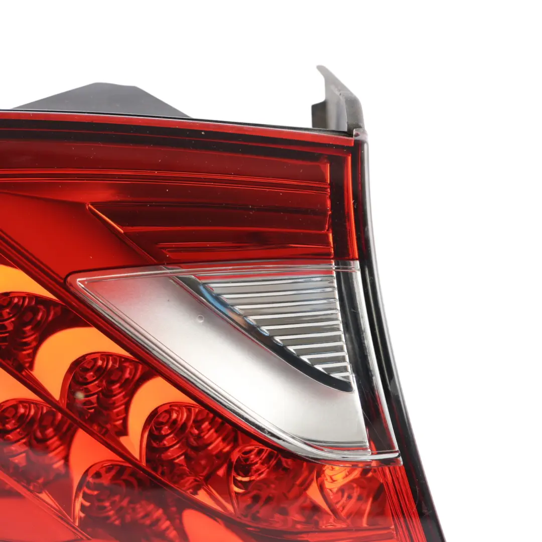 958 Rear Outer Tail Light Lamp Left N/S to Porsche Cayenne 92A with Part number 7P5945095F Porsche Cayenne 92A 958 Rear Outer Tail Light Lamp Left N/S - SKU 7P5945095F - Part number 7P5945095F