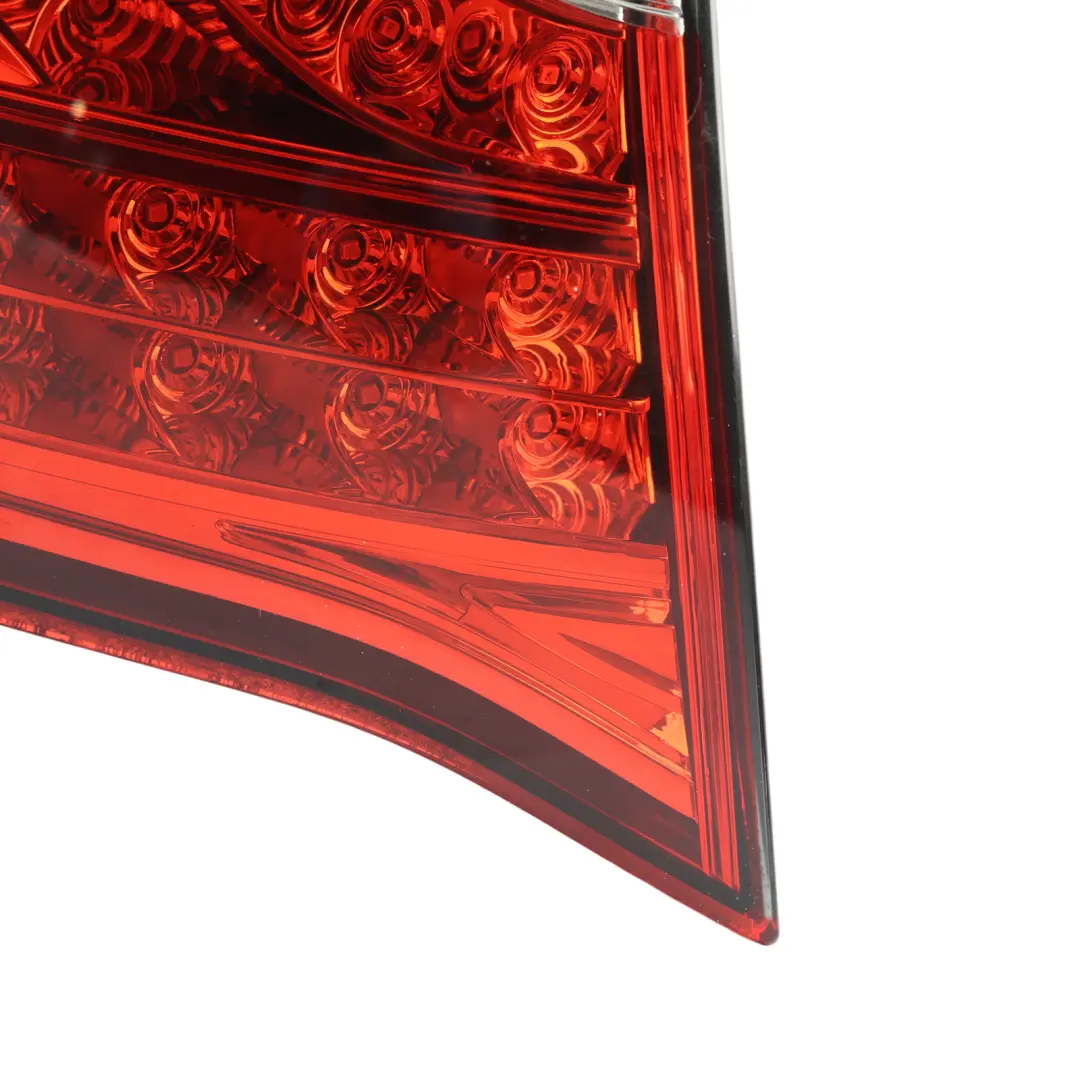 958 Rear Outer Tail Light Lamp Left N/S to Porsche Cayenne 92A with Part number 7P5945095F Porsche Cayenne 92A 958 Rear Outer Tail Light Lamp Left N/S - SKU 7P5945095F - Part number 7P5945095F