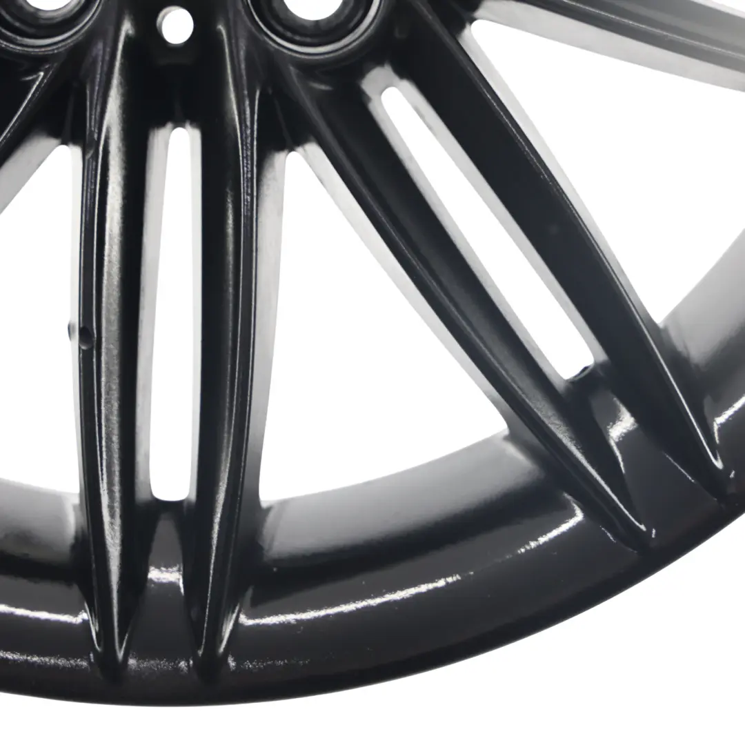 Jante Roue Arrière Alliage Noir 17" 7,5J ET:47 pour BMW E81 E82 E87 E88 à propos du numéro de pièce 8036938 BMW E81 E82 E87 E88 Jante Roue Arrière Alliage Noir 17" 7,5J ET:47 - SKU 8036938-11 - Numéro de pièce 8036938