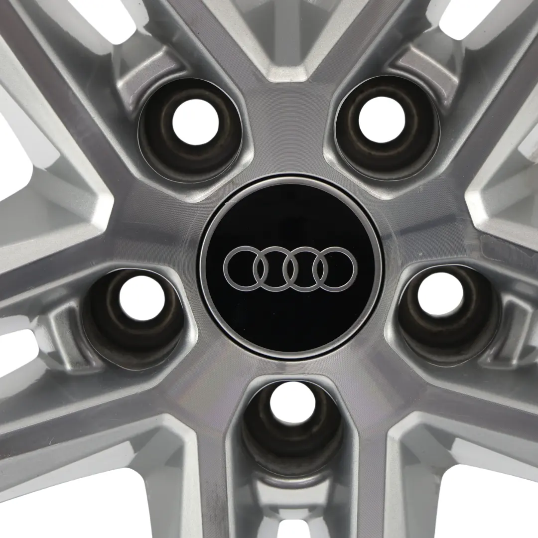 Audi Q5 FY S Line Jante Alliage Argent 19" 8J ET:39 Double Rayon - SKU 80A601025G-3 - Numéro de pièce 80A601025G