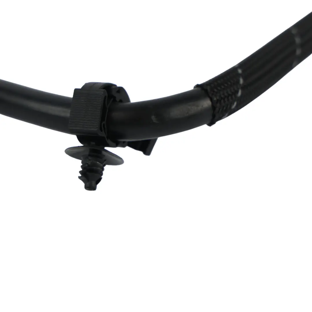 Vacuum Pipe Hose Line Brake Booster 2.0 Diesel to Audi Q5 FY with Part number 80A611931AJ Audi Q5 FY Vacuum Pipe Hose Line Brake Booster 2.0 Diesel - SKU 80A611931AJ - Part number 80A611931AJ