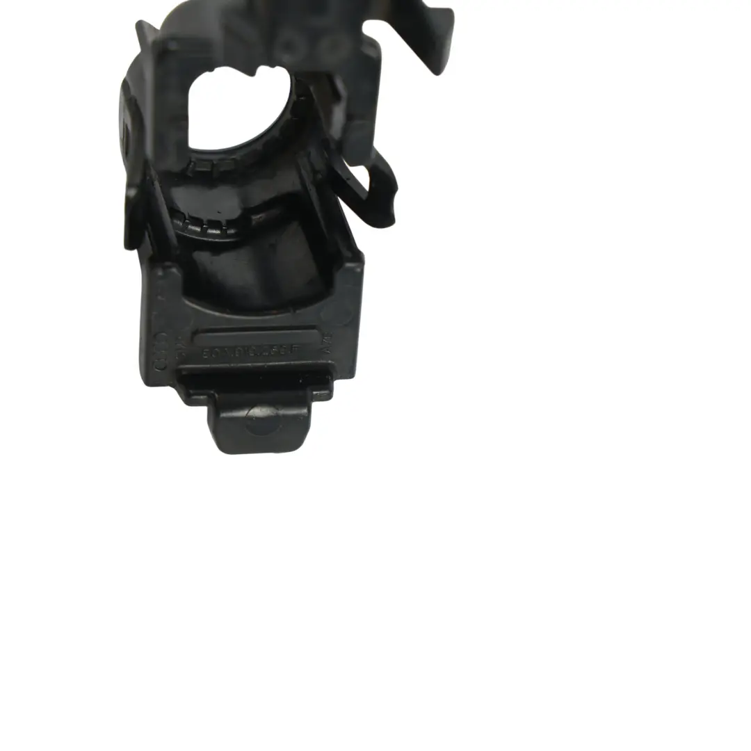 Staffa Sensore PDC Paraurti Anteriore Destro per Audi Q5 FY con numero di parte 80A919266F Audi Q5 FY Staffa Sensore PDC Paraurti Anteriore Destro - SKU 80A919268F - Numero di parte 80A919266F