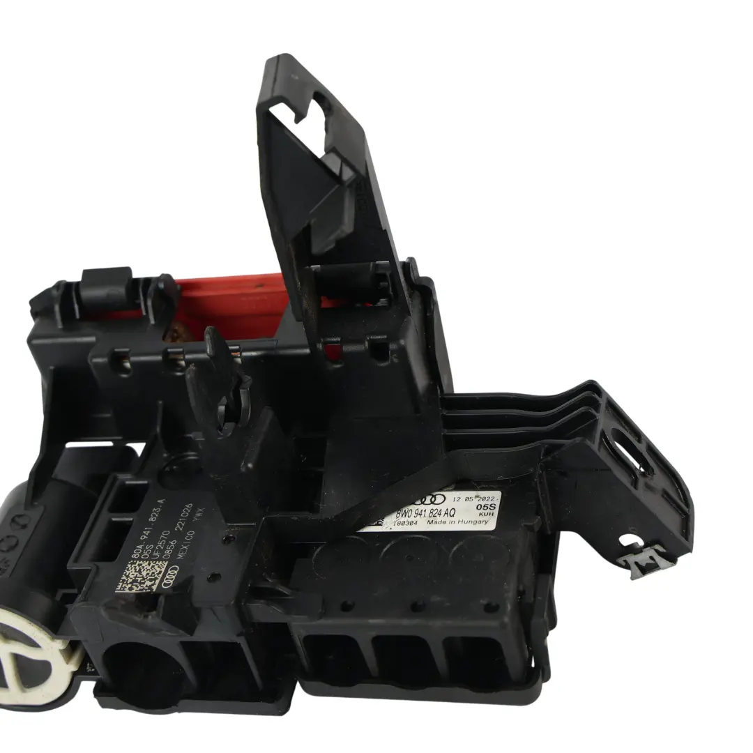 Positiver Batterie Anschluss Potential Verteiler für Audi Q5 FY mit Teilenummer 80A941823A Audi Q5 FY Positiver Batterie Anschluss Potential Verteiler - SKU 80A941823A-1 - Teilenummer 80A941823A