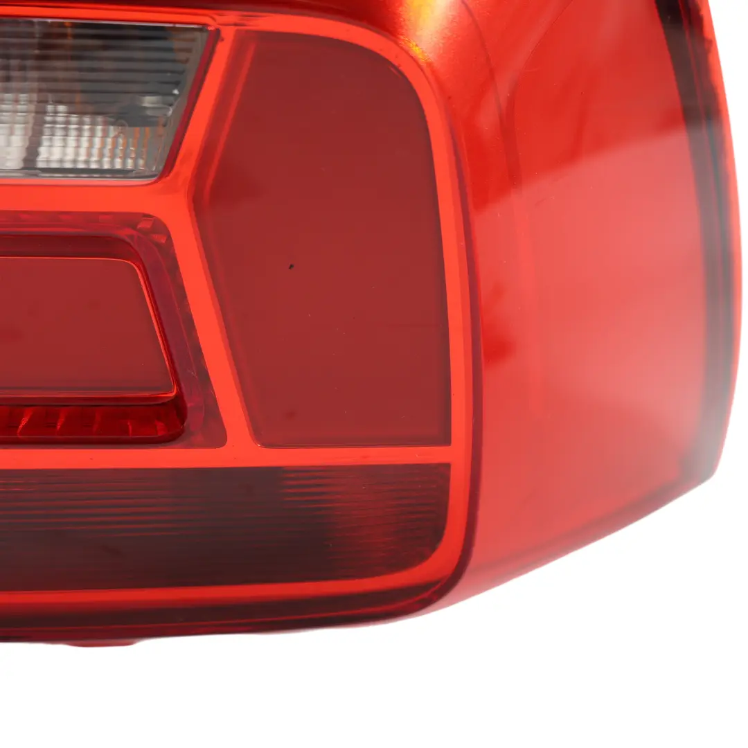 Feu Arrière Gauche Hayon pour Audi Q2 GA à propos du numéro de pièce 81A945069C Audi Q2 GA Feu Arrière Gauche Hayon - SKU 81A945069C - Numéro de pièce 81A945069C