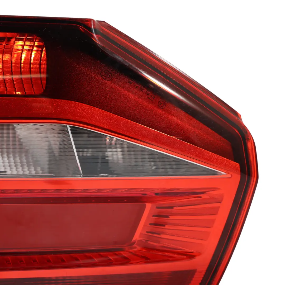 Reflektor Lampa Tylna Prawa Prawy Tył do Audi Q2 GA o numerze 81A945070C Audi Q2 GA Reflektor Lampa Tylna Prawa Prawy Tył - SKU 81A945070C - Numer Części 81A945070C