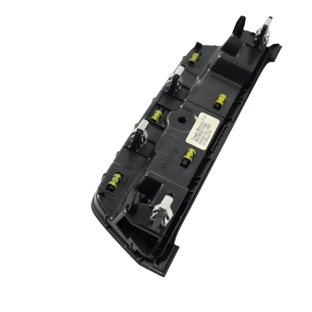 Cubierta Panel Moldura Pantalla Central Salpicadero para Audi Q2 GA con número de pieza 81C857186 Audi Q2 GA Cubierta Panel Moldura Pantalla Central Salpicadero - SKU 81C857186 - Número de pieza 81C857186