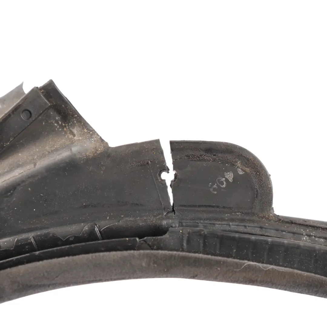 Front Window Windscreen Windschield Seal Gasket Rubber to BMW E46 with Part number 8208468 BMW E46 Front Window Windscreen Windschield Seal Gasket Rubber - SKU 8208468 - Part number 8208468