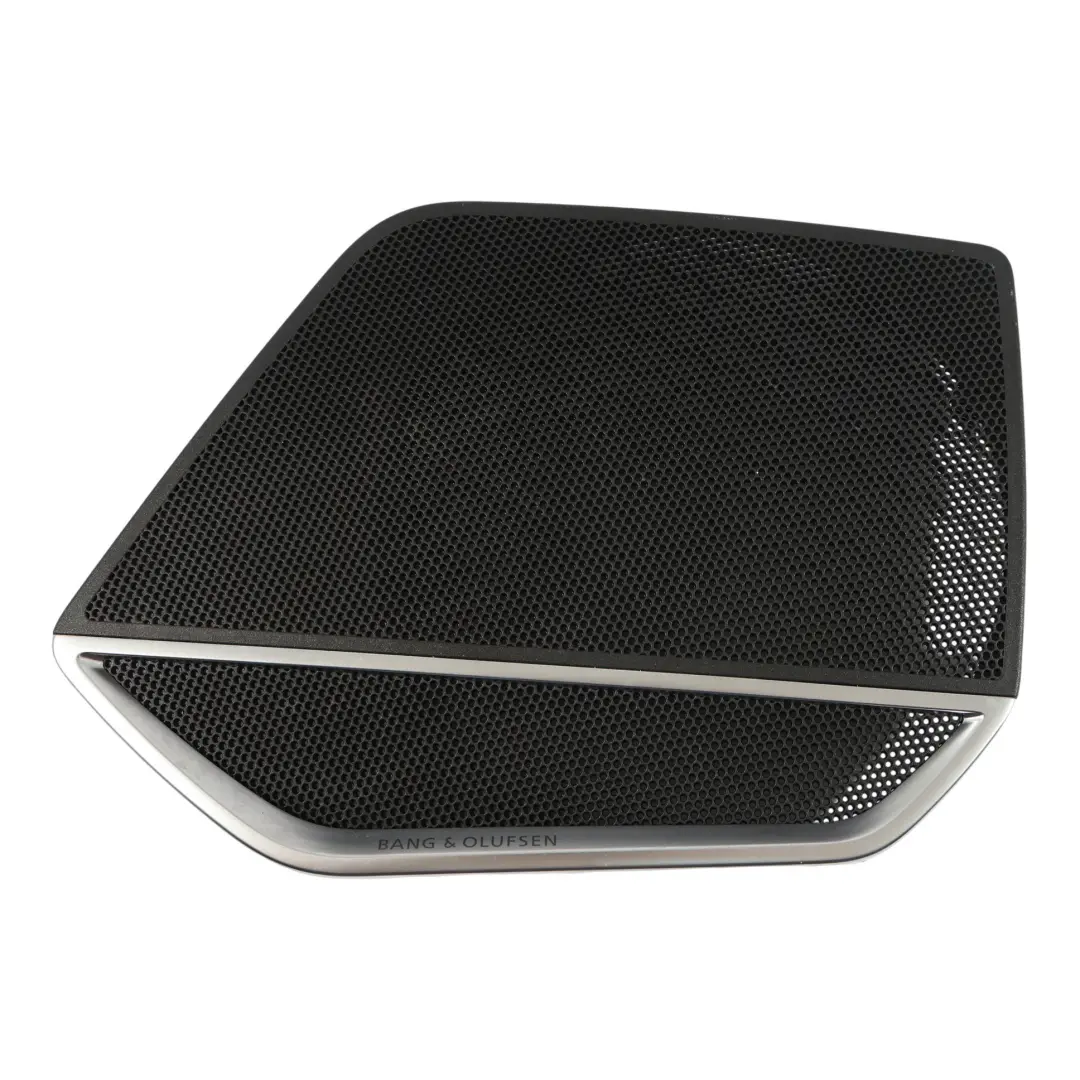 RSQ3 F3 Cubierta Altavoz Puerta Delantera B&O Izquierda para Audi con número de pieza 83A035419 Audi RSQ3 F3 Cubierta Altavoz Puerta Delantera B&O Izquierda - SKU 83A035419 - Número de pieza 83A035419
