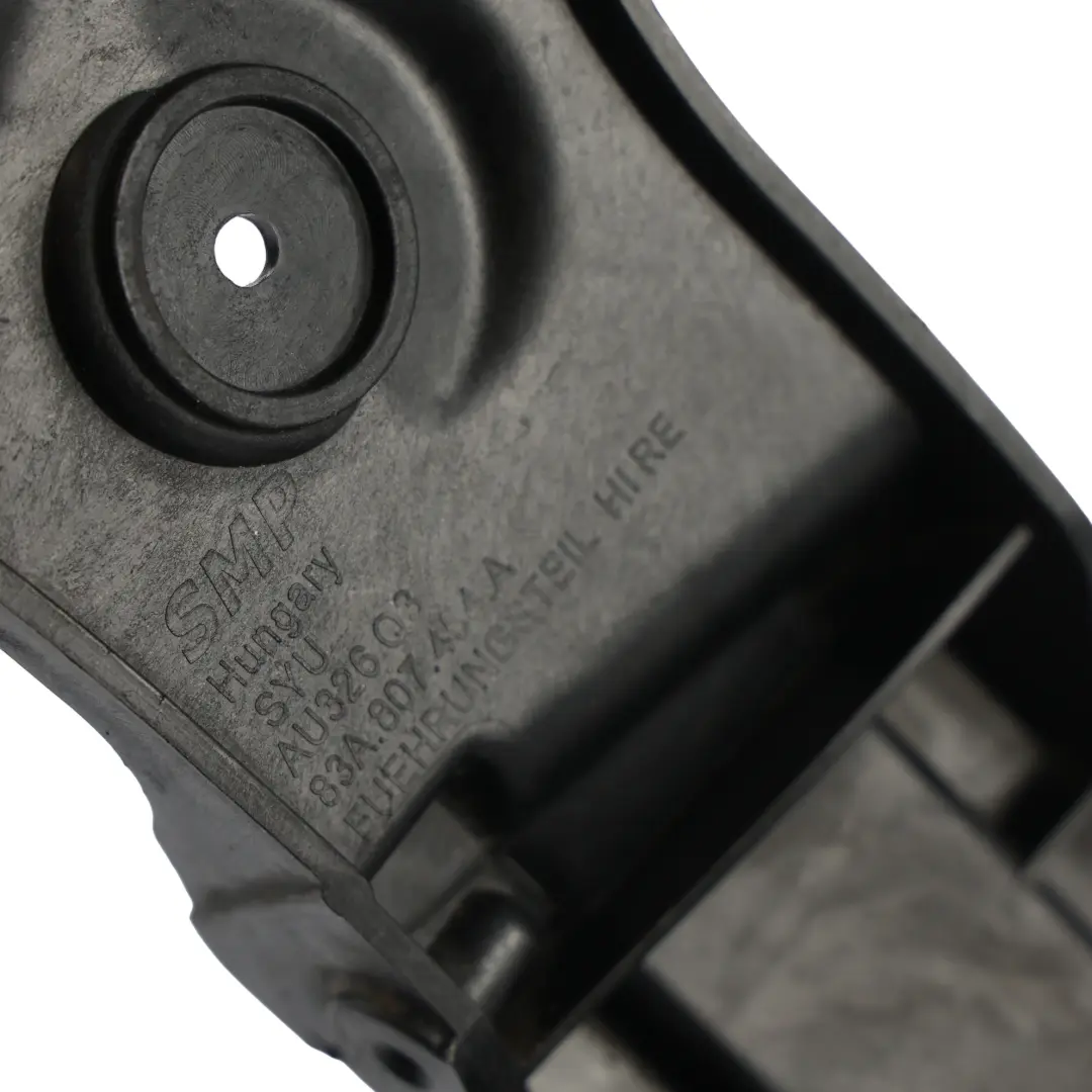 Ślizg Mocowanie Zderzaka Tylnego Prawy do Audi Q3 F3 o numerze 83A807454A Audi Q3 F3 Ślizg Mocowanie Zderzaka Tylnego Prawy - SKU 83A807454A - Numer Części 83A807454A