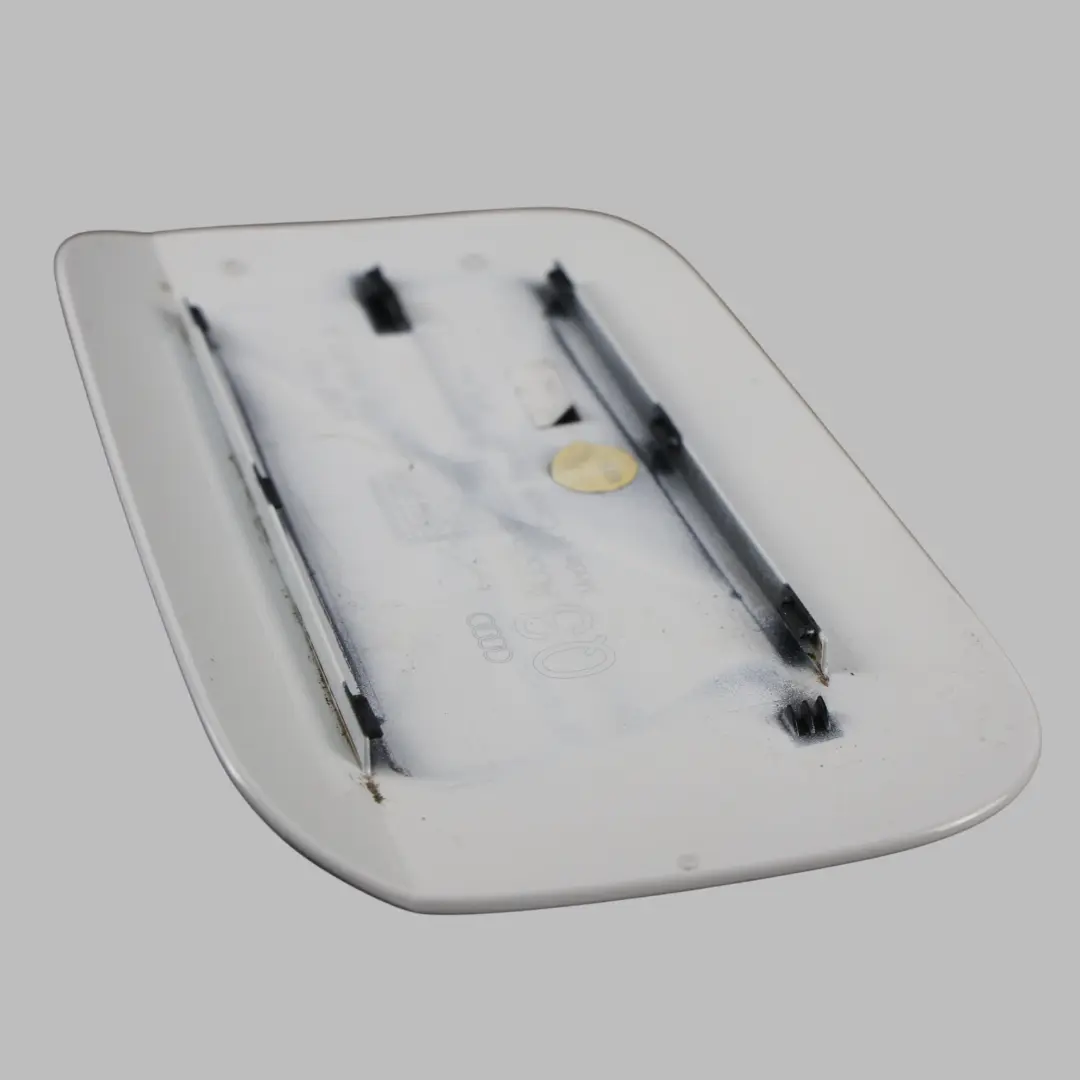 Audi Q3 F3 Trappe Réservoir Carburant Blanc Nacré Glacier S9R - SKU 83A809907A-MGW - Numéro de pièce 83A809907A