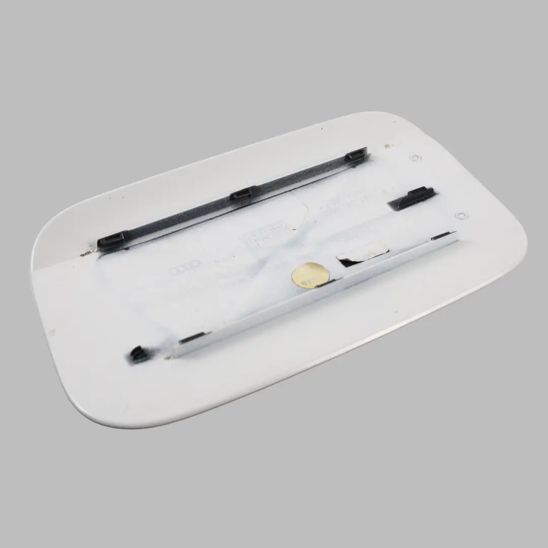 Sportello Carburante Bianco Ghiacciaio Perlato S9R per Audi Q3 F3 con numero di parte 83A809907A Audi Q3 F3 Sportello Carburante Bianco Ghiacciaio Perlato S9R - SKU 83A809907A-MGW - Numero di parte 83A809907A