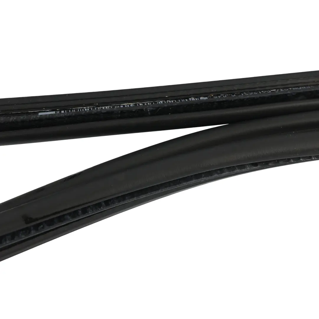 RSQ3 F3 Junta Goma Portón Trasero Maletero para Audi Q3 con número de pieza 83A827705A Audi Q3 RSQ3 F3 Junta Goma Portón Trasero Maletero - SKU 83A827705A - Número de pieza 83A827705A