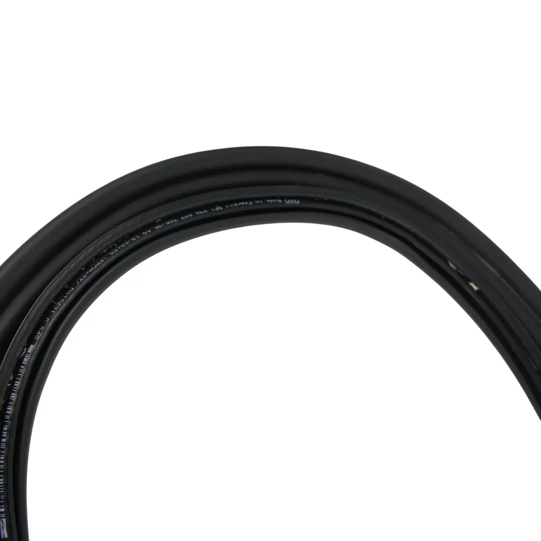 RSQ3 F3 Joint Caoutchouc Hayon Coffre pour Audi Q3 à propos du numéro de pièce 83A827705A Audi Q3 RSQ3 F3 Joint Caoutchouc Hayon Coffre - SKU 83A827705A - Numéro de pièce 83A827705A