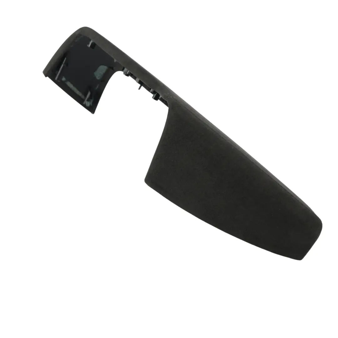 Panneau Porte Arrière Accoudoir Simili Cuir Noir Gauche pour Audi Q3 F3 à propos du numéro de pièce 83A867373A Audi Q3 F3 Panneau Porte Arrière Accoudoir Simili Cuir Noir Gauche - SKU 83A867373A-1 - Numéro de pièce 83A867373A