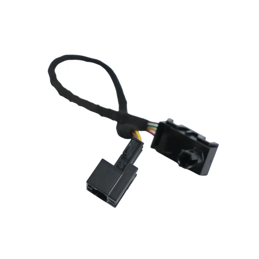 Modulo LED Porta Posteriore Sinistra per Audi Q3 F3 con numero di parte 83A947356J Audi Q3 F3 Modulo LED Porta Posteriore Sinistra - SKU 83A947356J - Numero di parte 83A947356J