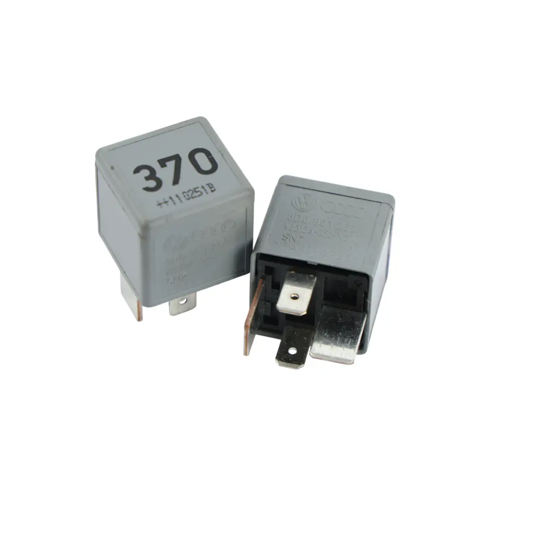 Audi Q7 4L Módulo Relé 4 Pines Número 370 Set De 2 - SKU 8D0951253-2 - Número de pieza 8D0951253
