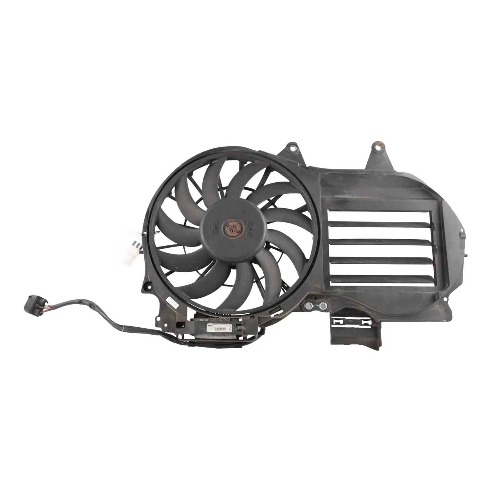 Audi A4 B7 Engine Radiator Cooling Fan Motor Shroud 2.0 TDI 8E0121207E