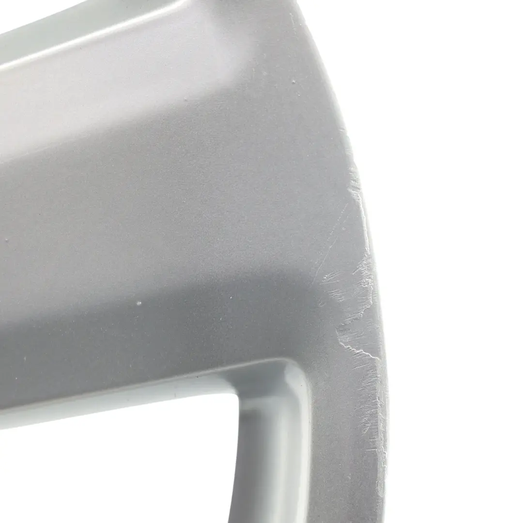 Audi A4 B7 Srebrna Felga Aluminiowa 18" ET:43 8J - SKU 8E0601025AK-6 - Numer Części 8E0601025AK