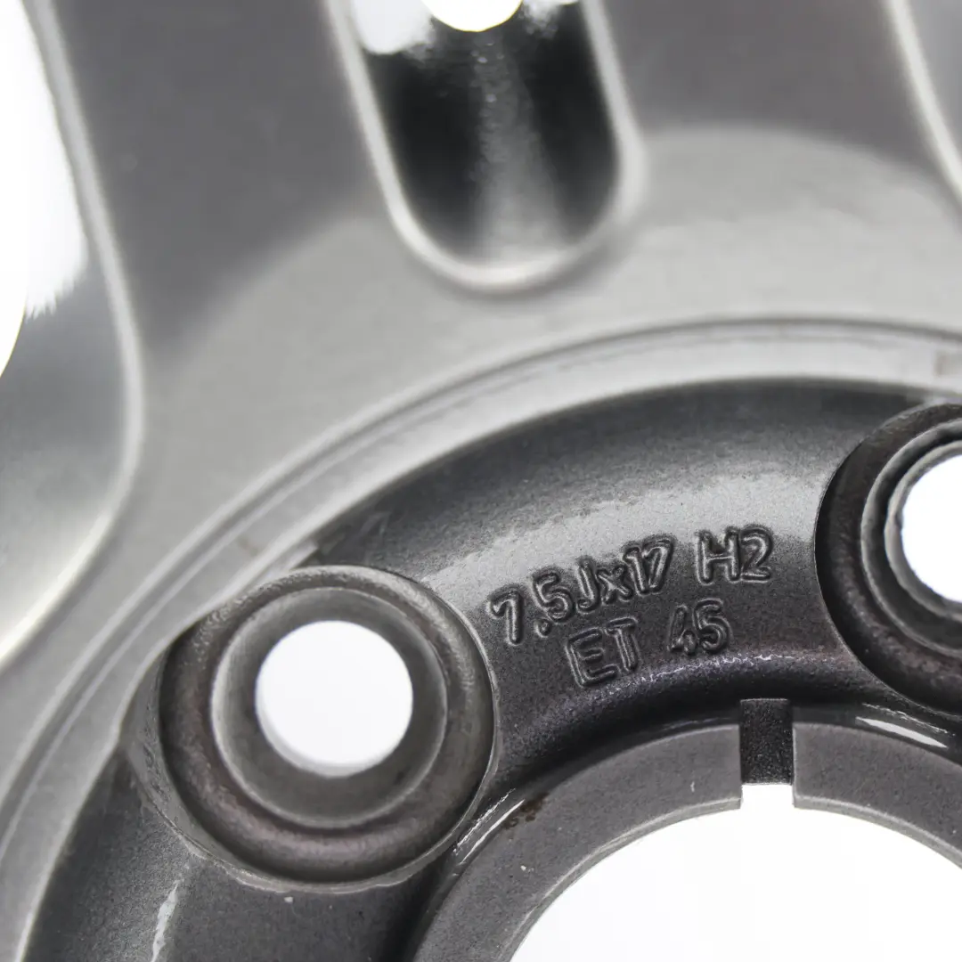 Cerchio Lega Argento 17" ET:45 7,5J 5 Doppie Razze per Audi A4 B7 con numero di parte 8E0601025AS Audi A4 B7 Cerchio Lega Argento 17" ET:45 7,5J 5 Doppie Razze - SKU 8E0601025AS-2 - Numero di parte 8E0601025AS