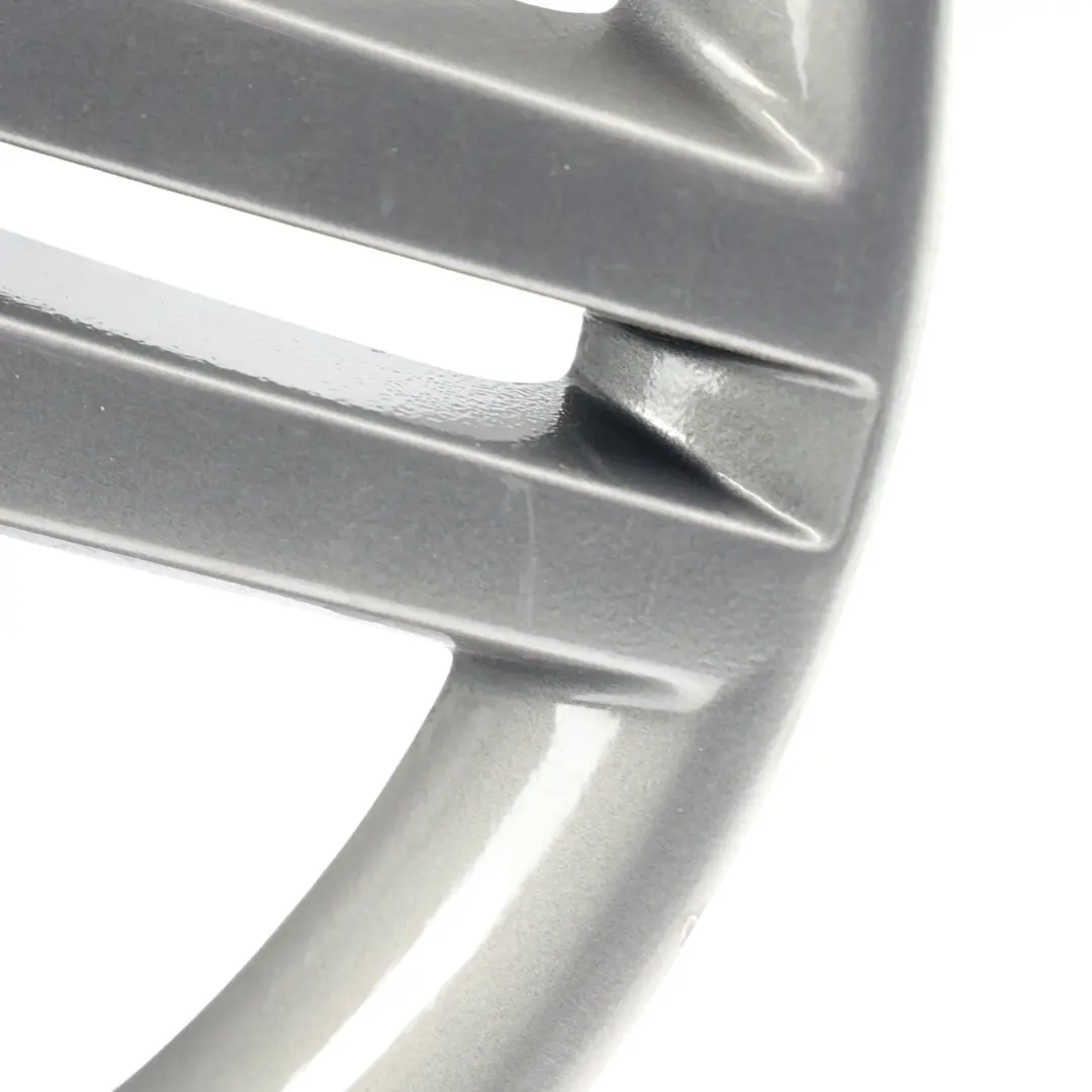 Audi A4 B7 Felga Aluminiowa Srebrna 17" ET:45 7,5J - SKU 8E0601025AS-2 - Numer Części 8E0601025AS