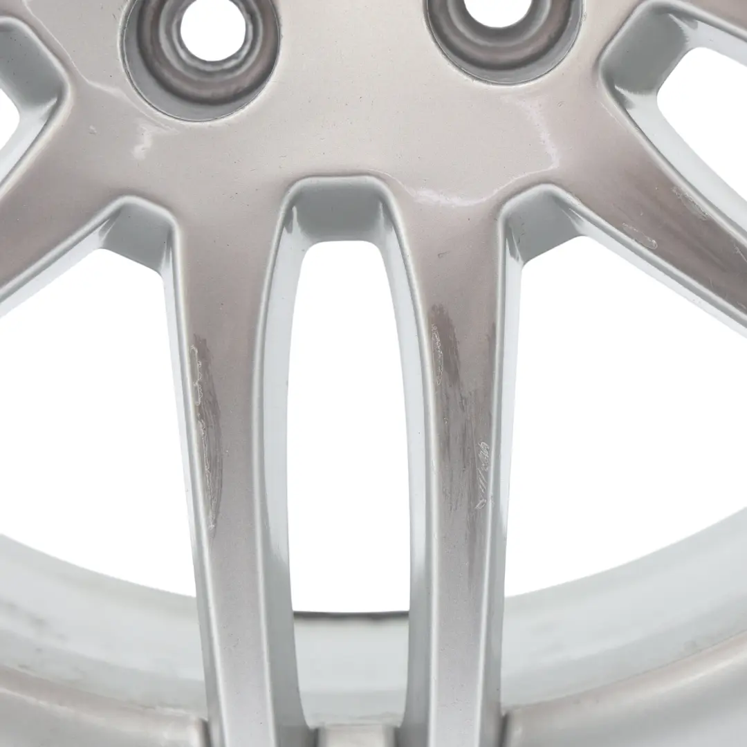 Llanta De Aleación Plata 18" 8J ET:43 para Audi A4 B6 B7 con número de pieza 8E0601025BA Audi A4 B6 B7 Llanta De Aleación Plata 18" 8J ET:43 - SKU 8E0601025BA-1 - Número de pieza 8E0601025BA