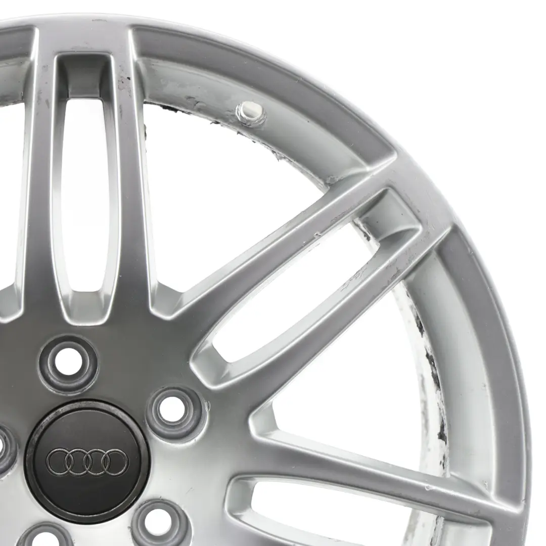 Cerchio In Lega Argento 18" 8J ET:43 per Audi A4 B6 B7 con numero di parte 8E0601025BA Audi A4 B6 B7 Cerchio In Lega Argento 18" 8J ET:43 - SKU 8E0601025BA-2 - Numero di parte 8E0601025BA
