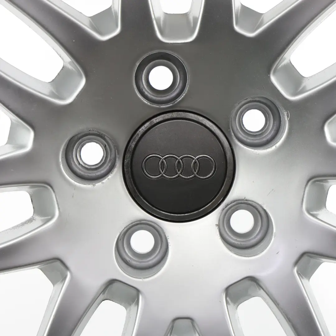 Leicht Metall Felge Silber 18" 8J ET:43 für Audi A4 B6 B7 mit Teilenummer 8E0601025BA Audi A4 B6 B7 Leicht Metall Felge Silber 18" 8J ET:43 - SKU 8E0601025BA-2 - Teilenummer 8E0601025BA